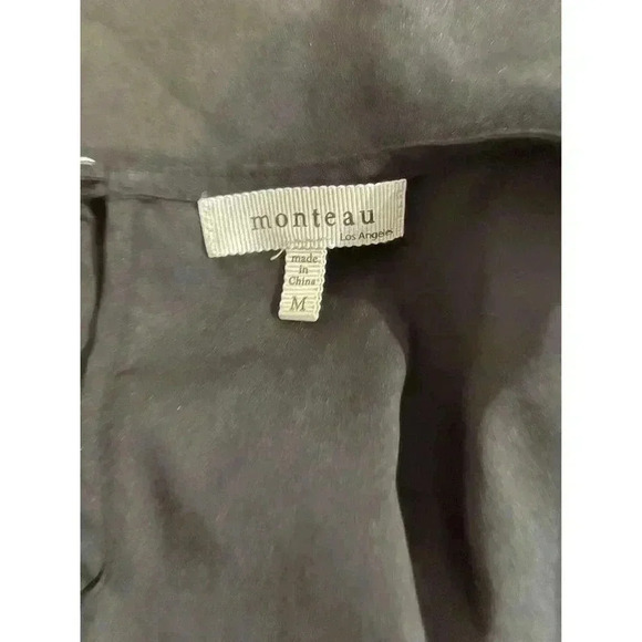 Women’s Crop Top Size Medium - Picture 3 of 3